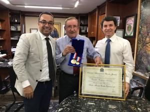 Associado da ACIJA, Santa MÃ´nica Centro Educacional recebe medalha Pedro Ernesto. 