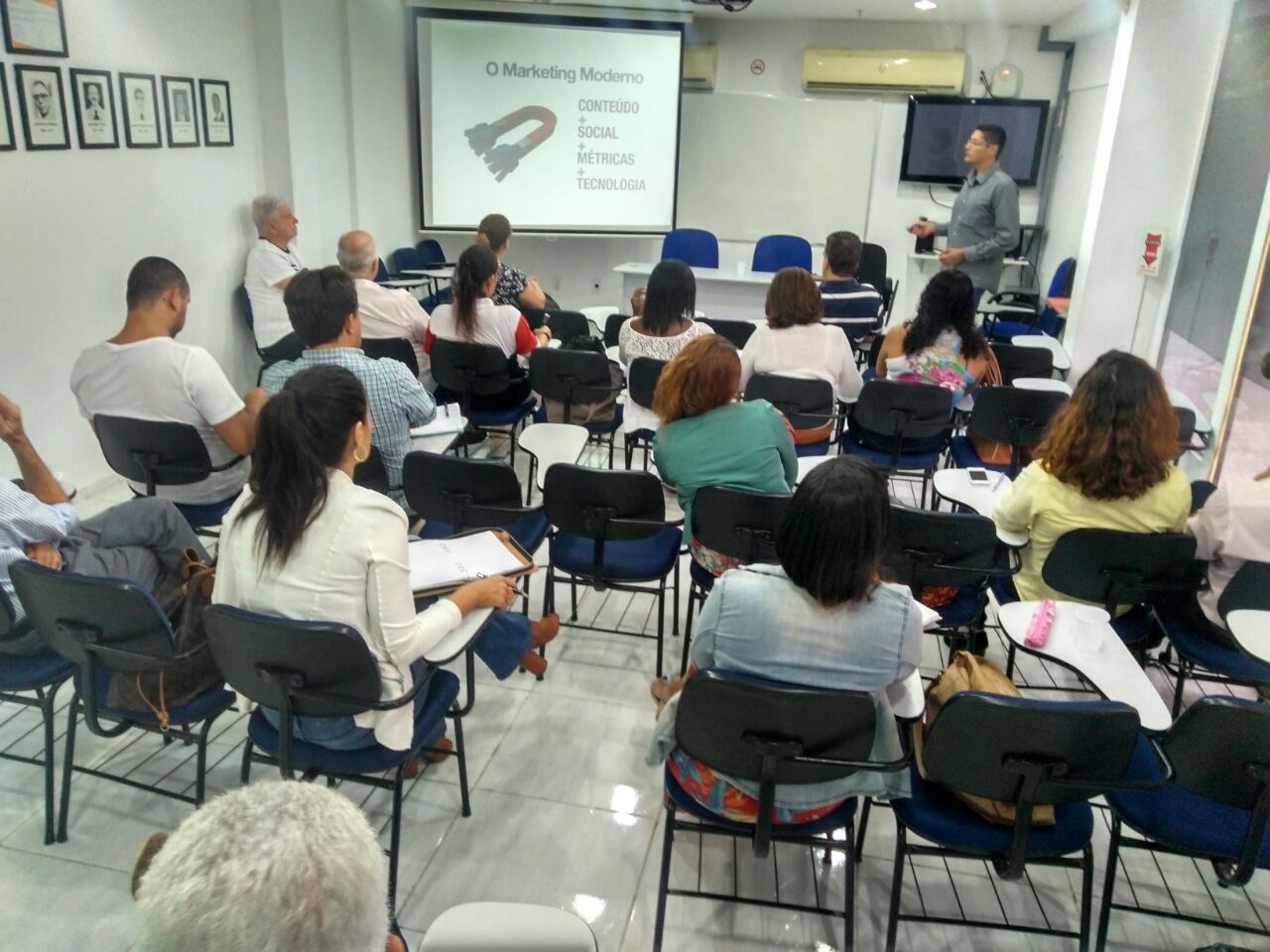 Pengantar Marketing Digital: Membuka Pintu Sukses di Era Digital